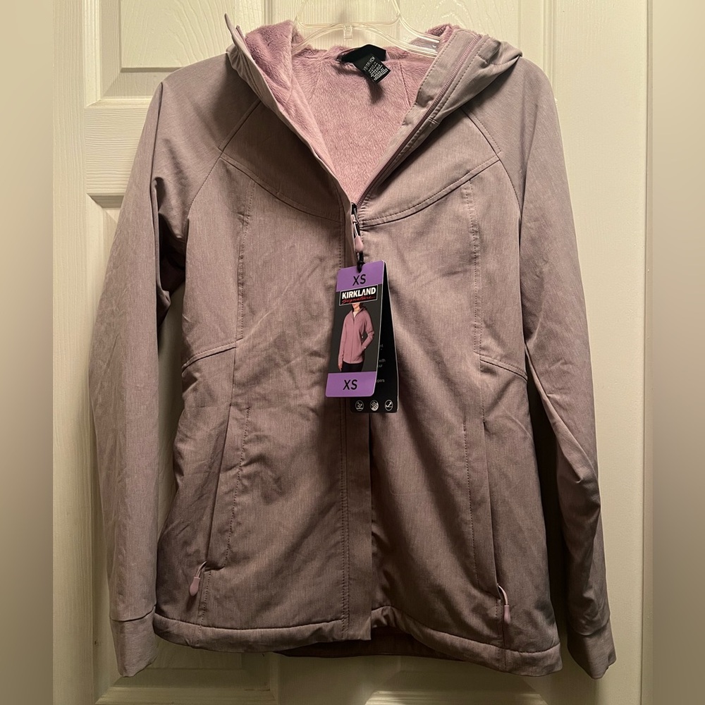 Water-resistant fleece lined jacket